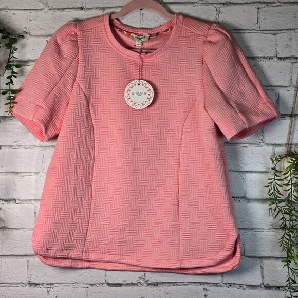 UMGEE PINK TOP QUILTED ROUNDED HEM, PUFF SLEEVES WOMENS NWT SIZE SMALL - Picture 1 of 8
